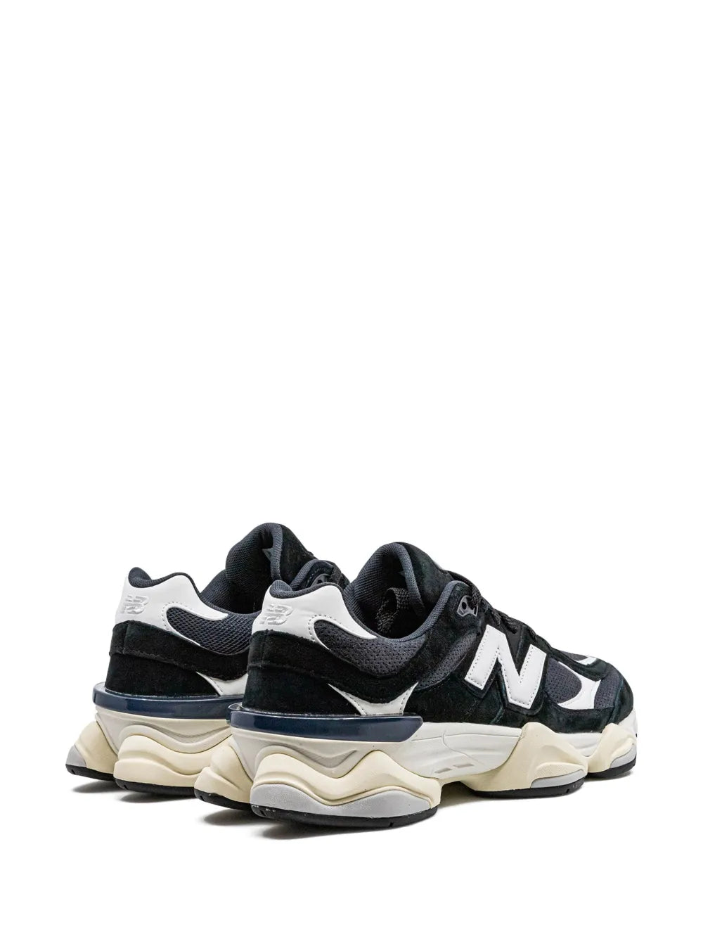 9060 Sneakers