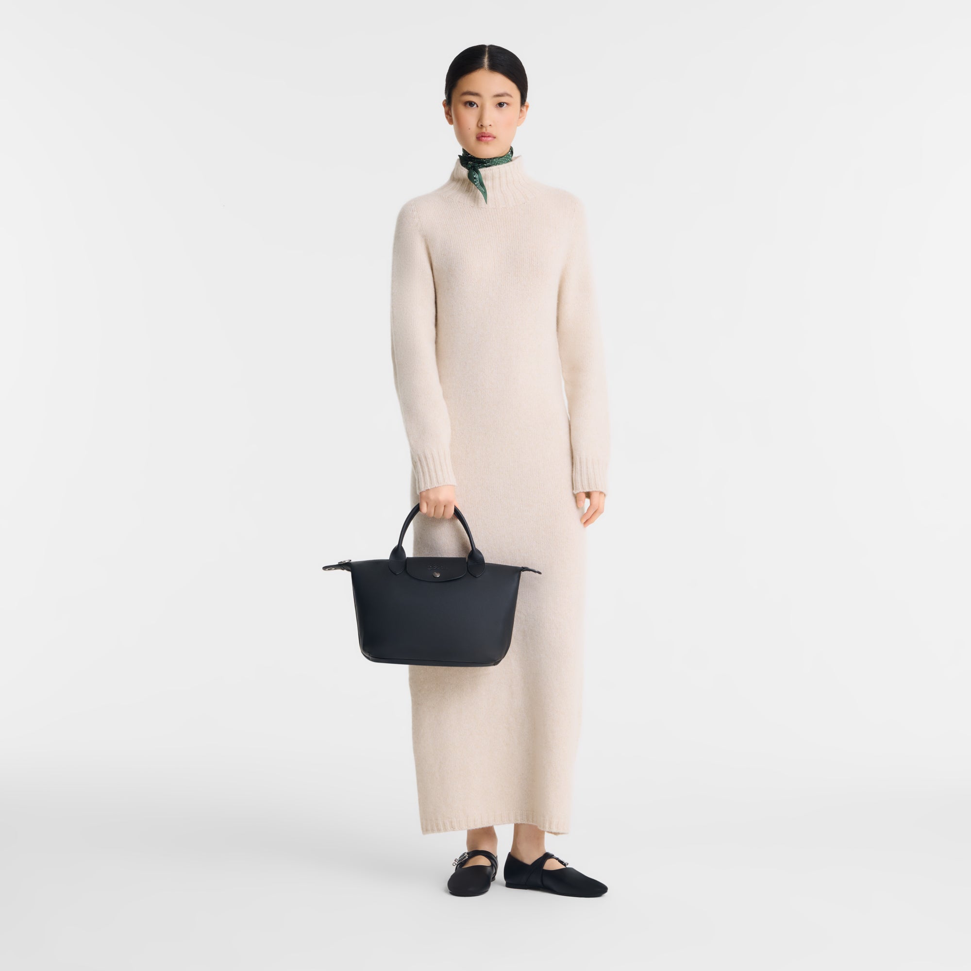 Le Pliage Xtra Small Leather Handbag Black